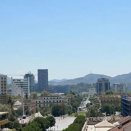 Julio Center 티라나